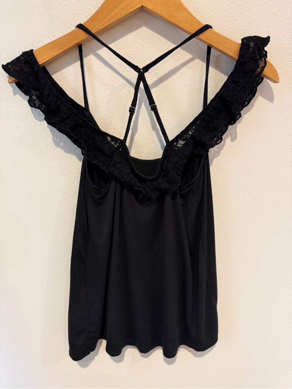 Hollister Black Lace-Trim Square Neck Strappy Camisole Y2K